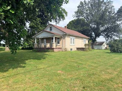 2042 N County Road 200 W
