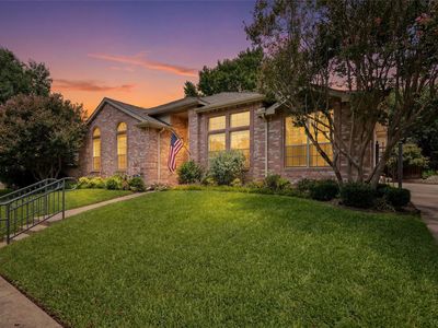 2608 Rochelle Dr
