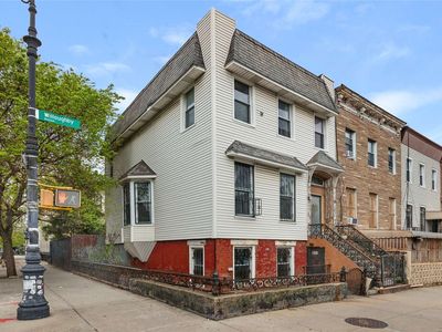 841 Willoughby Avenue