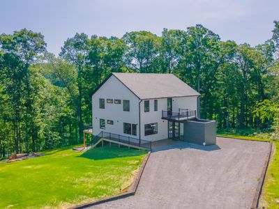 348 Restful Run Rd