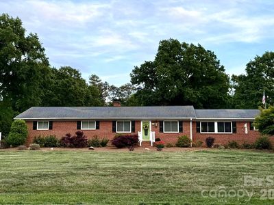 403 Old Post Rd