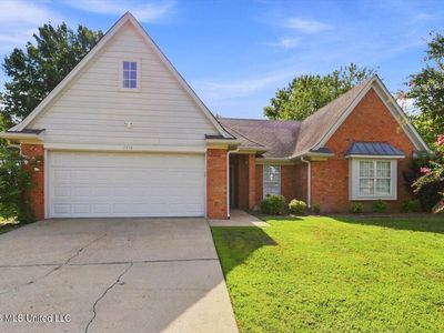 Property at 7414 Hunters Hollow Ln, Southaven, MS