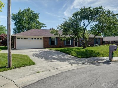 110 Fairfax Ct