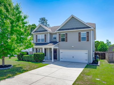 127 Castlefield Dr