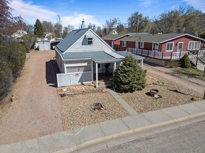 Property at 1442 Canton Ave, Hot Springs, SD