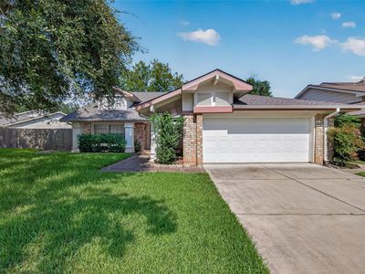 2215 Brook View Ln