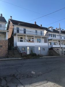 144 W Abbott St