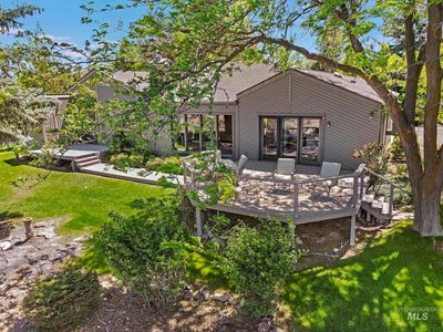 4102 N Canyon Ridge Dr