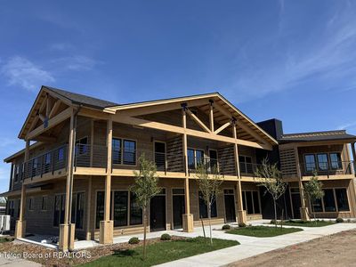 9102 Village Way #105