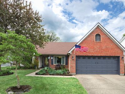 323 Dogwood Ct