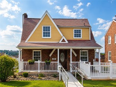 252 W Schwab Ave