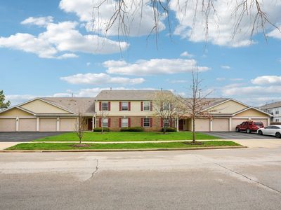 402 Woodview Cir APT D