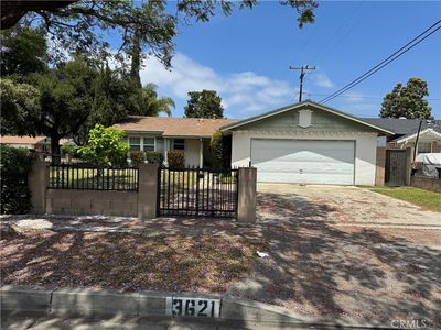 3621 W Crystal Ln