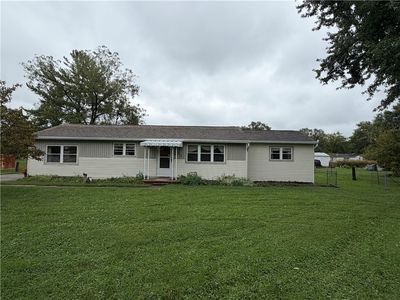 300 Maple Ave