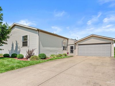 1013 Redbud Rd