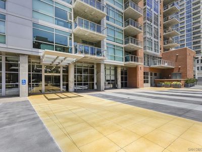 800 The Mark Ln #1202