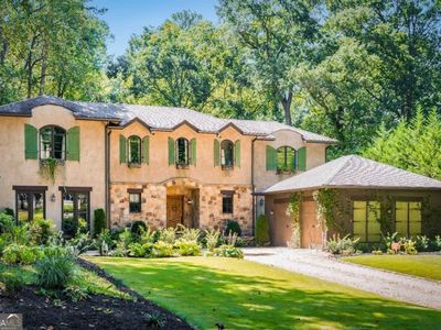 3118 W Roxboro Rd NE