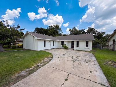 414 Meadowhill Dr