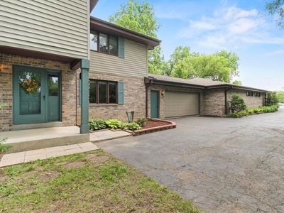 1428 East Racine AVENUE