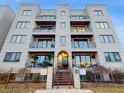 6438 S Woodlawn Ave #2N