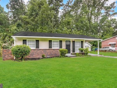 2566 Santa Barbara Dr NW