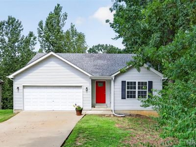 505 Lake Dr