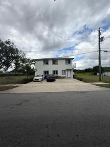 2121-2125 NW 72nd St