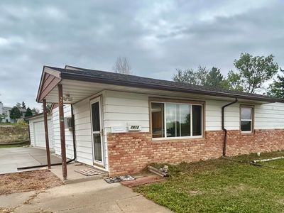 2812 Oak Ave