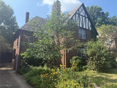 3116 Washington Blvd