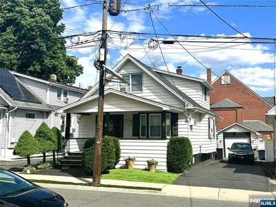 176 N 12th St