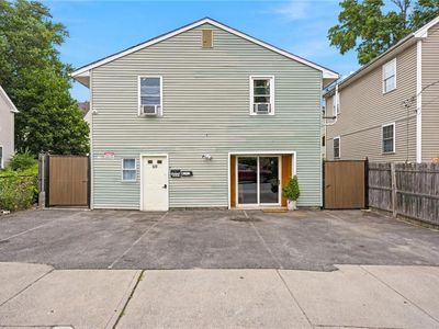 69 Trask St