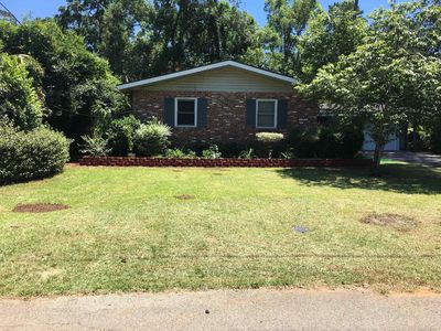 2121 Mahan Dr