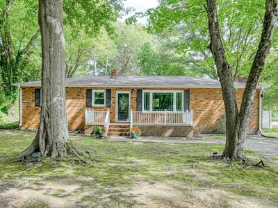 110 Chapman Cir