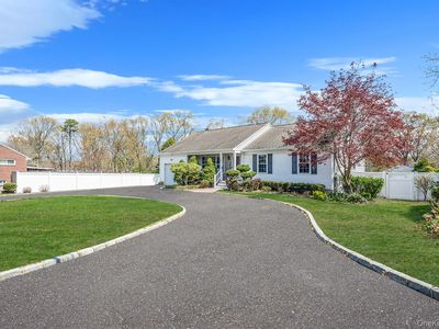105 Horseblock Road