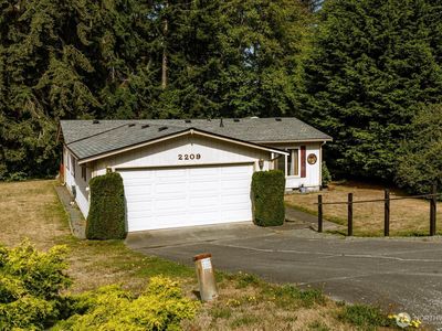 2209 Conniston Way