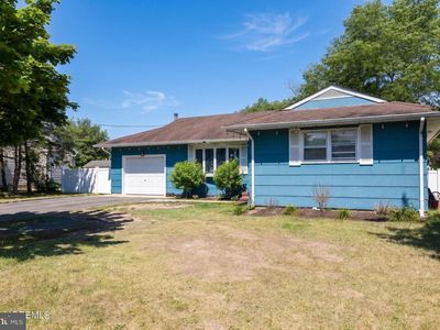 Property at 116 Nautilus Dr, Manahawkin, NJ