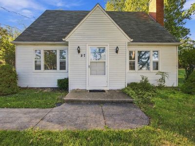 27 Middle River Dr
