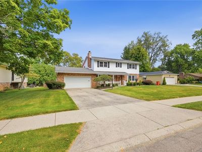 742 Hartford Dr