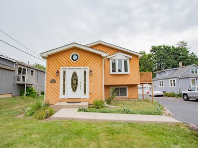 224 E Grand Ave