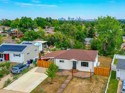118 S Yates Way