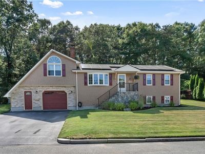139 Ray Ave