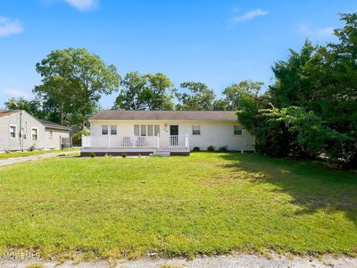 333 Constitution Drive