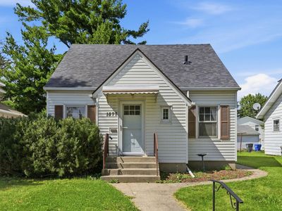 1877 Lacrosse Ave