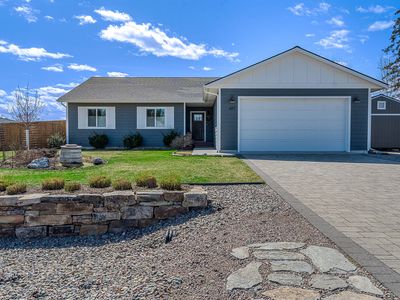 497 Kendal Loop