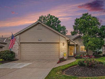 2447 Hickory Glen Ln