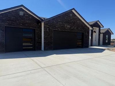 21250 Del Monte Rd