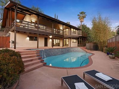 1091 Park Hill Ter