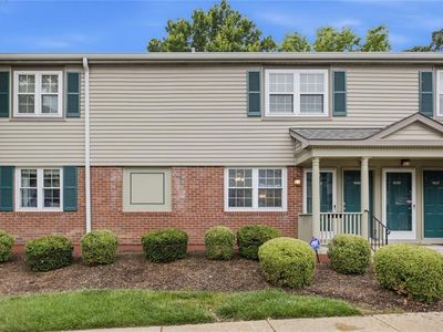 1443 Bobolink Pl