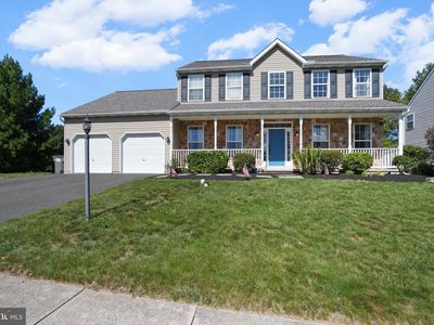 35 Pine Tree Dr