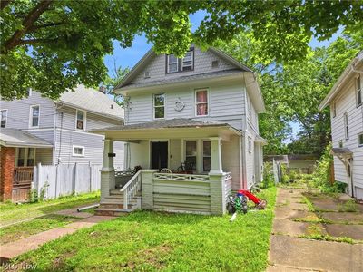 317 Black St